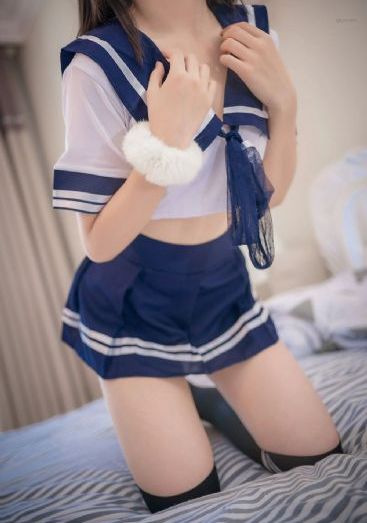 与僧侣的相合之夜_720高清免费观看