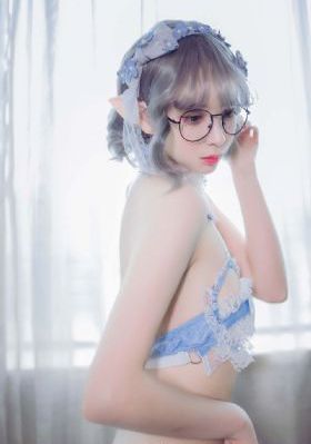妖艳的姨母们中文字幕_BD英语电影在线观看